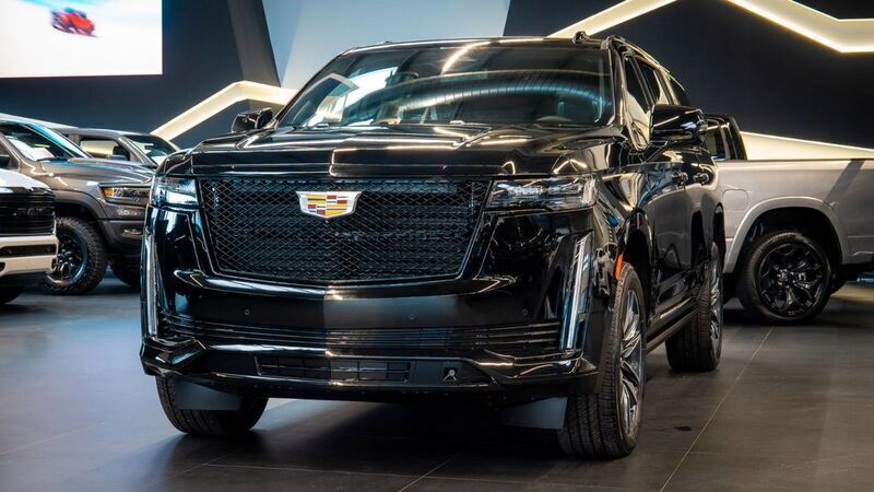 Schwarz Neu 2024 Cadillac Escalade SUV | 143.100 € - Bild 1/4