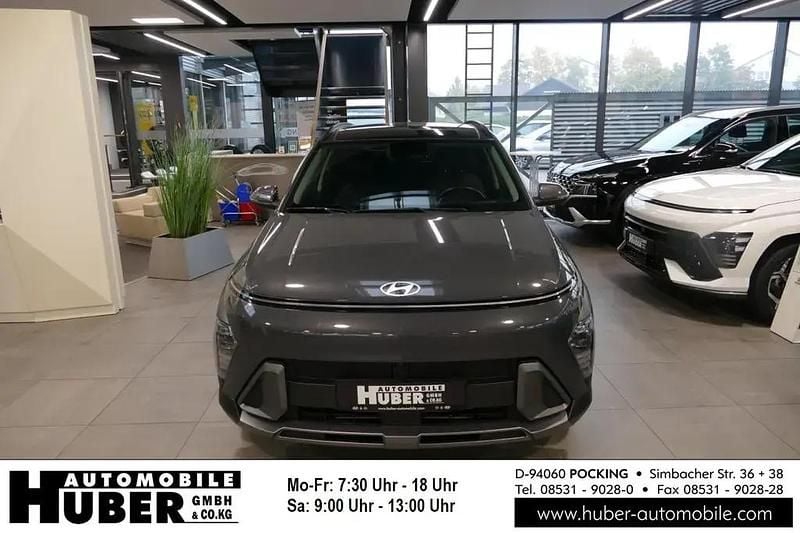 Gebraucht Hyundai Kona Prime 199 PS (146 kW) 2023 Grau metallic SUV