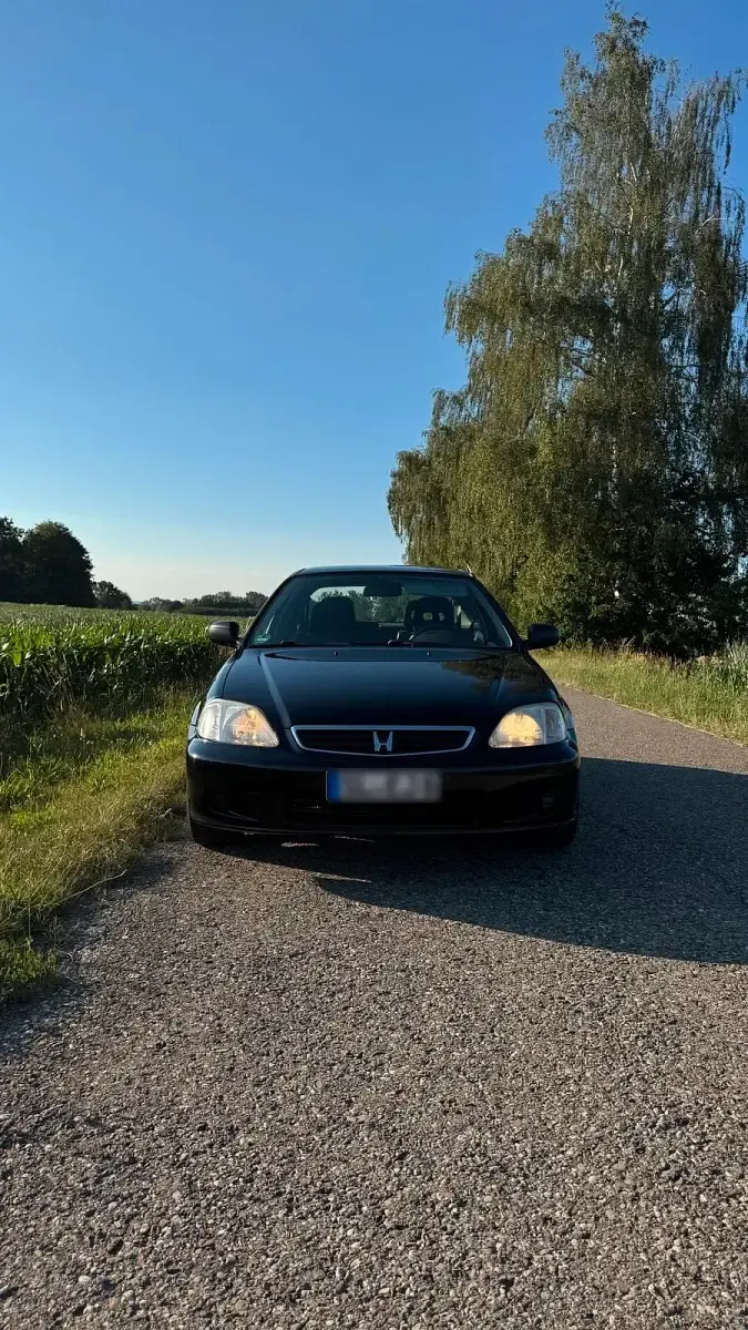 Gebraucht Honda Civic 75 PS (55 kW) 2000 Schwarz Kleinwagen