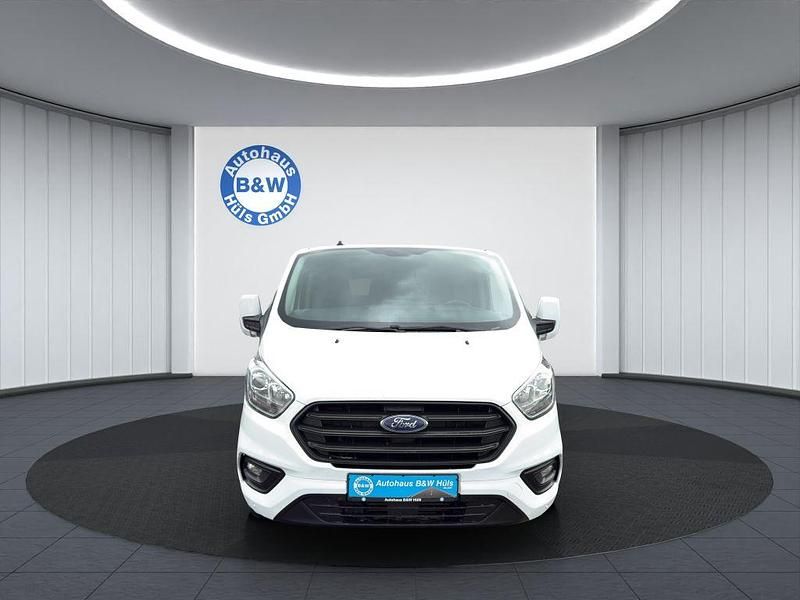 Gebraucht Ford Transit Custom Trend 131 PS (96 kW) 2022 Weiß Van / Kleinbus