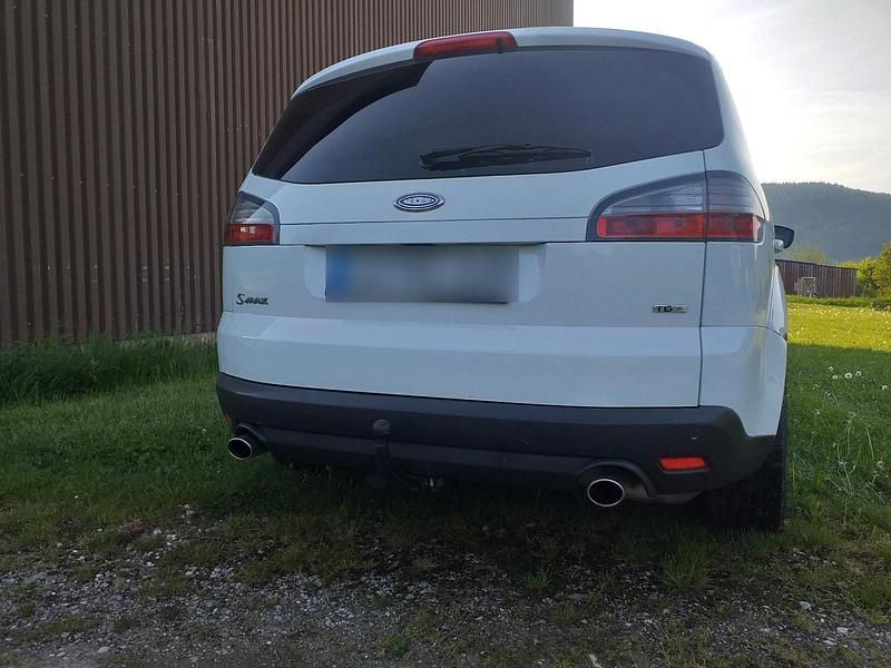 Gebraucht Ford S-MAX S 175 PS (128 kW) 2008 Weiß Van / Kleinbus