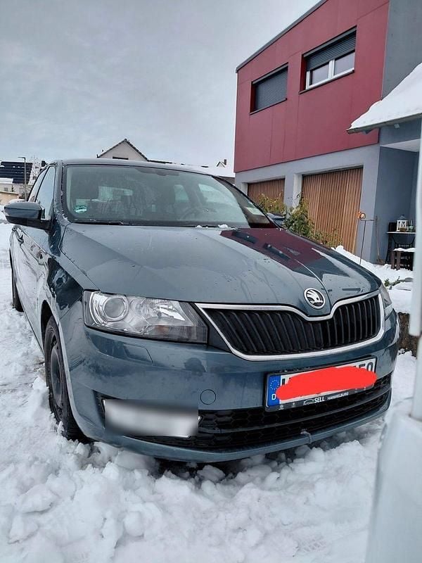 Gebraucht Skoda Rapid Style 110 PS (80 kW) 2016 Grau Kleinwagen