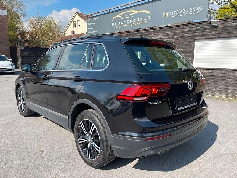 Gebraucht VW Tiguan Comfortline 150 PS (110 kW) 2017 Schwarz SUV