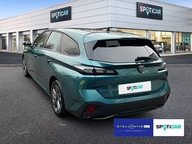 Gebraucht Peugeot 308 Active 131 PS (96 kW) 2023 Blau Kombi