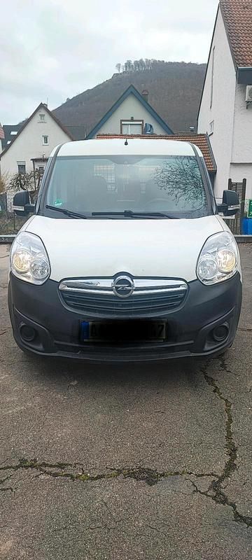 Gebraucht Opel Combo 95 PS (69 kW) 2018 Weiß Van / Kleinbus