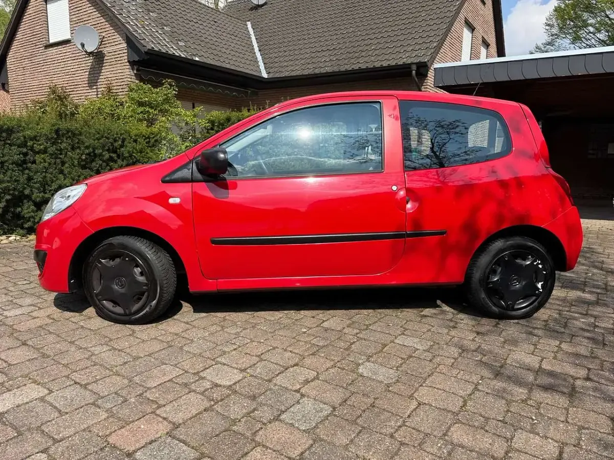 Gebraucht Renault Twingo 75 PS (55 kW) 2010 Rot Kleinwagen