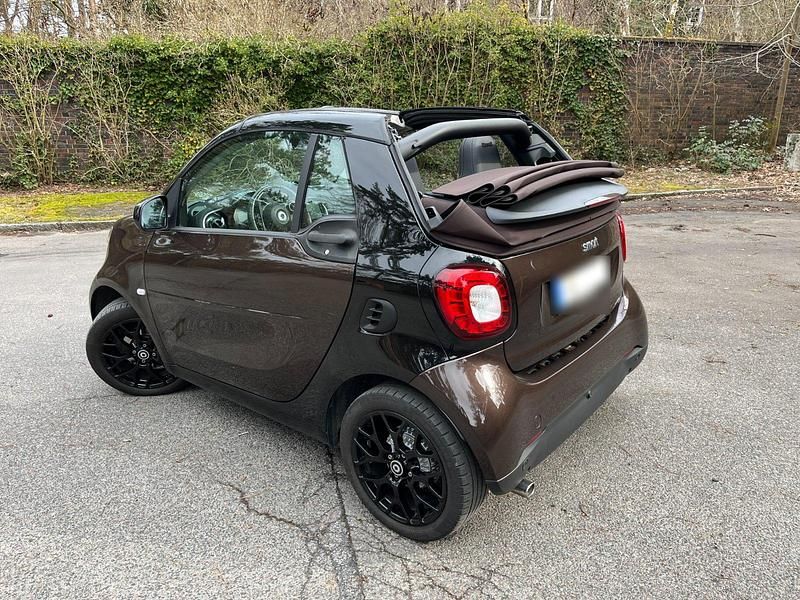 Gebraucht Smart ForTwo Cabrio 90 PS (66 kW) 2018 Braun Cabrio