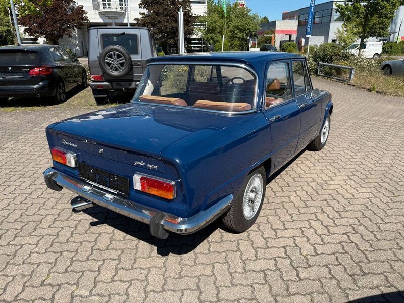 Gebraucht Alfa Romeo Giulia Super 103 PS (75 kW) 1976 Dunkel blau Limousine