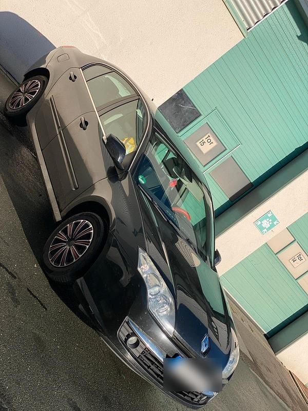 Gebraucht Renault Laguna III 150 PS (110 kW) 2007 Schwarz Limousine