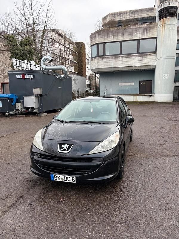Gebraucht Peugeot 207 74 PS (54 kW) 2009 Schwarz Kleinwagen
