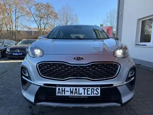 Gebraucht Kia Sportage Vision 136 PS (100 kW) 2021 Silber SUV
