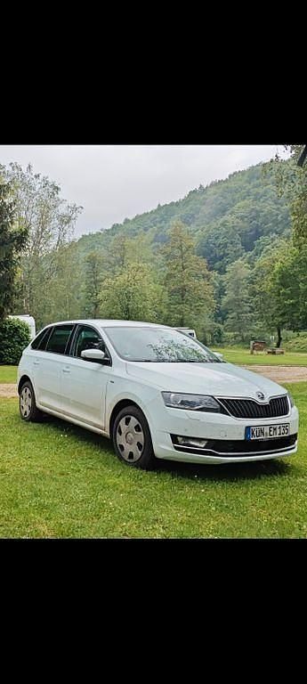 Gebraucht Skoda Rapid Clever 90 PS (66 kW) 2018 Weiß Kleinwagen