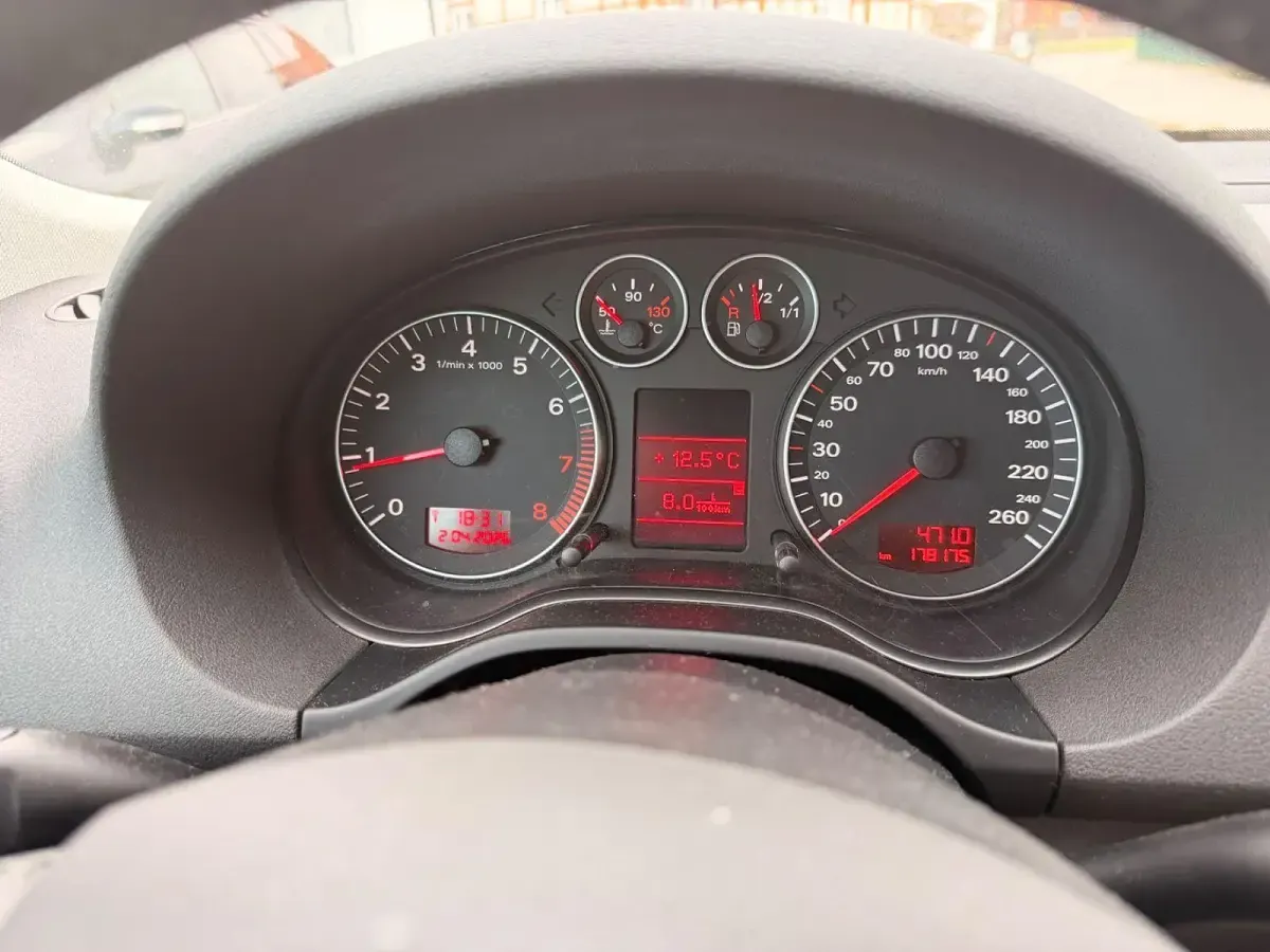 Gebraucht Audi A3 102 PS (75 kW) 2007 Schwarz Kleinwagen