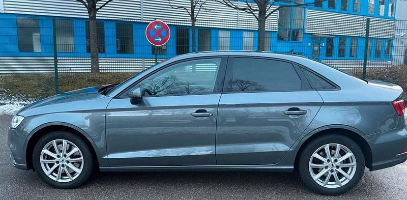 Gebraucht Audi A3 150 PS (110 kW) 2020 Grau Limousine