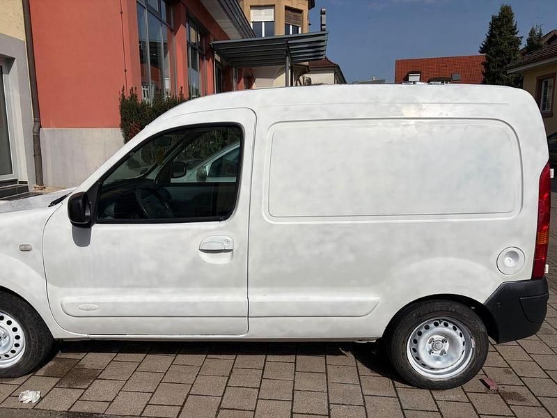 Gebraucht Renault Kangoo Rapid Extra 84 PS (61 kW) 2008 Weiß Van / Kleinbus