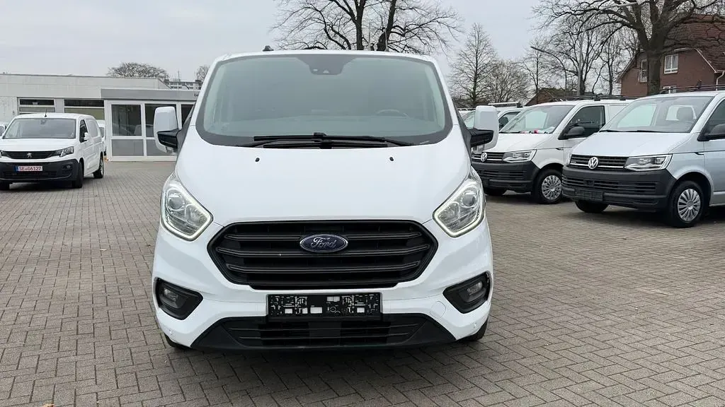 Gebraucht Ford Transit Custom Trend 131 PS (96 kW) 2021 Weiß Van / Kleinbus