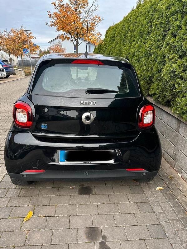 Gebraucht Smart ForFour Electric Drive Passion 60 kW (82 PS) 2021 Schwarz Kleinwagen