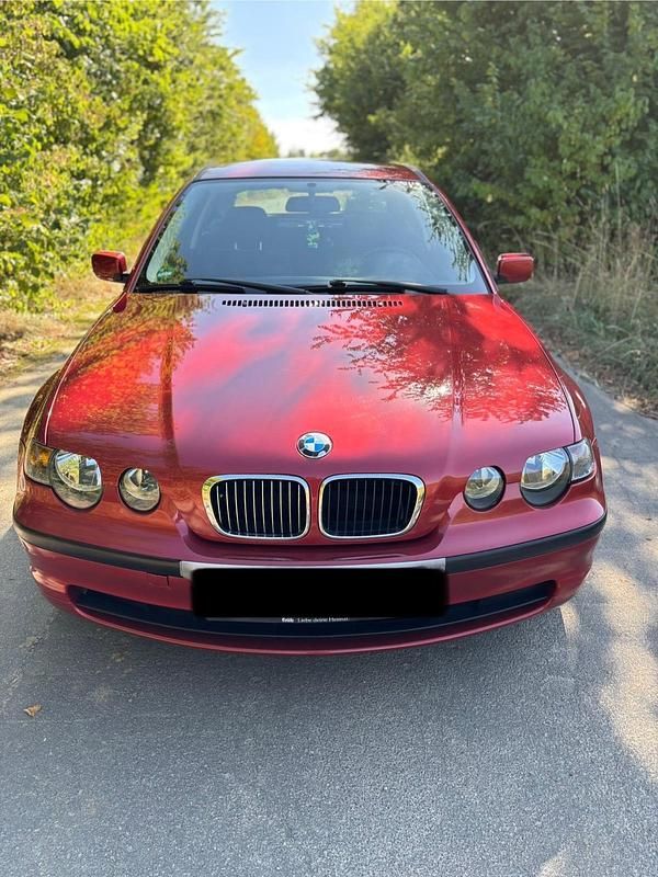 Rot Gebraucht 2003 BMW 316 Compact Kleinwagen | 1.500 € (Guter Preis) - Bild 1/4