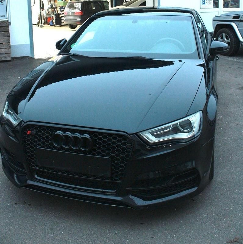 Gebraucht Audi S3 Ambiente 300 PS (220 kW) 2014 Schwarz Limousine