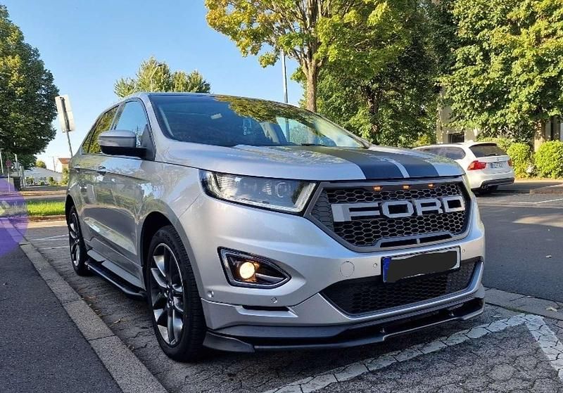 Second-hand Ford Edge ST-Line 209 CP (153 kW) 2018 Argintiu SUV