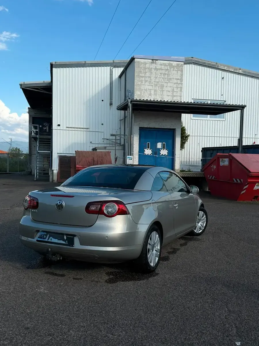 Gebraucht VW Eos 150 PS (110 kW) 2009 Gold Cabrio