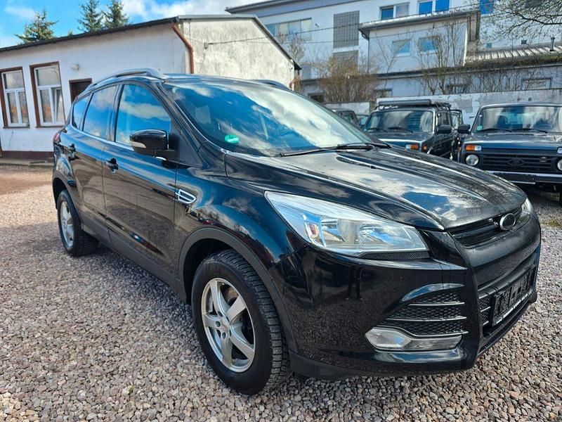 Gebraucht Ford Kuga SYNC Edition 140 PS (102 kW) 2014 Schwarz SUV