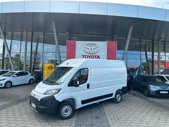 Gebraucht Toyota Proace 140 PS (102 kW) 2024 Icy white Van / Kleinbus