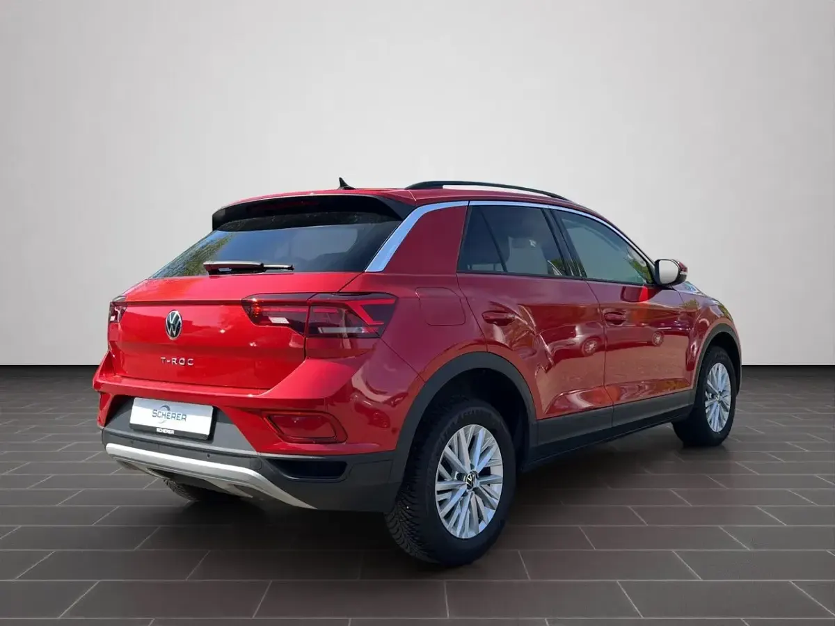 Second-hand VW T-Roc 150 CP (110 kW) 2025 Roșu SUV