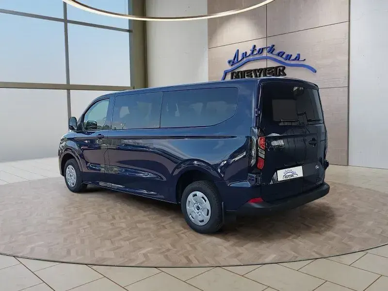 Neu Ford Transit Custom 136 PS (100 kW) 2026 Blau Van