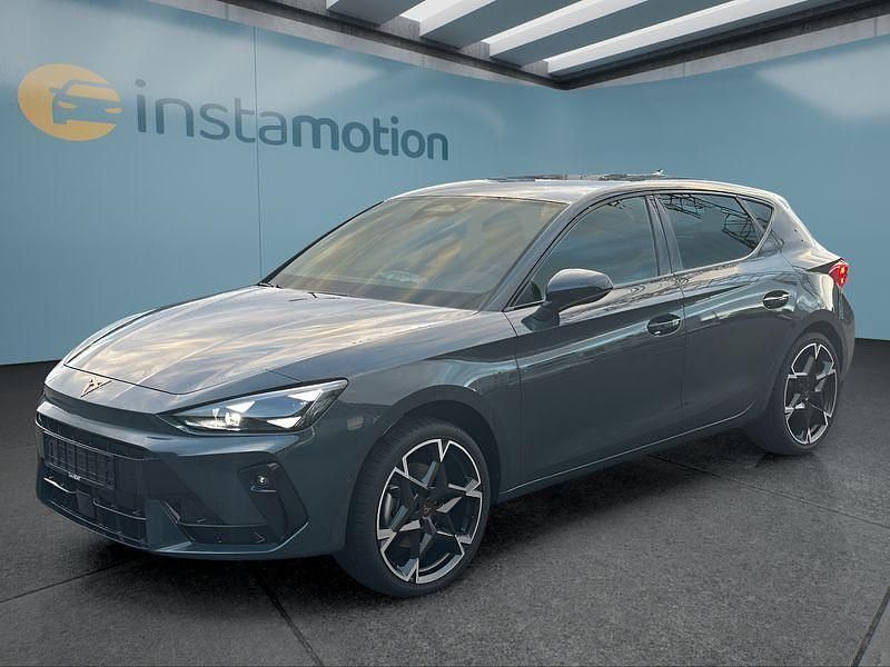 Neu Cupra Leon 150 PS (110 kW) 2025 Blau Kleinwagen