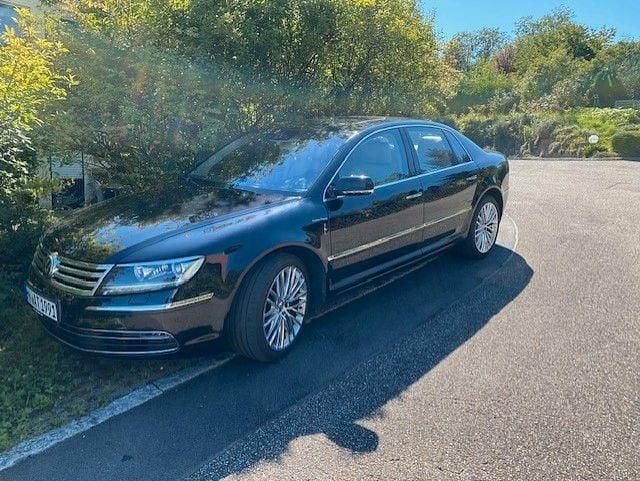 Schwarz Gebraucht 2016 VW Phaeton Limousine | 20.999 € (Superpreis) - Bild 1/4