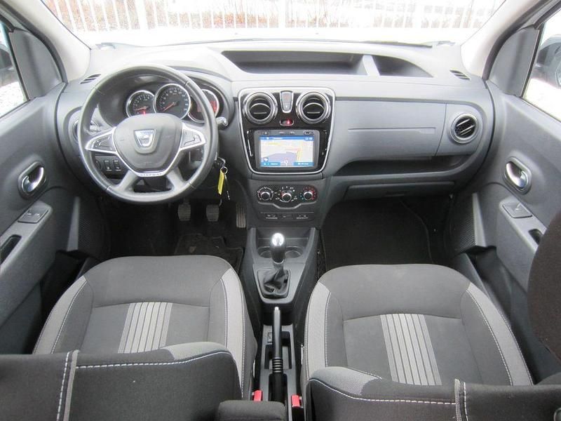 Gebraucht Dacia Dokker Stepway 102 PS (75 kW) 2018 Weiß Van / Kleinbus