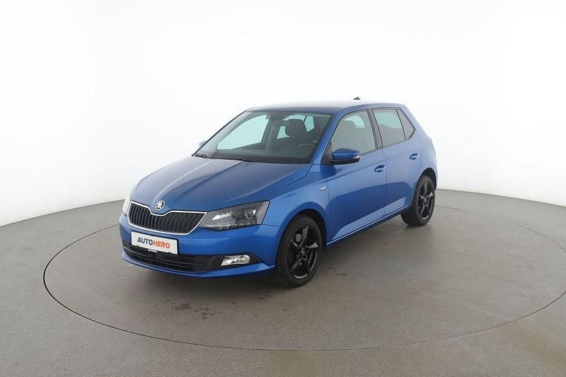 Blau Gebraucht 2018 Skoda Fabia Clever Limousine | 13.720 € (Etwas zu teuer) - Bild 1/3