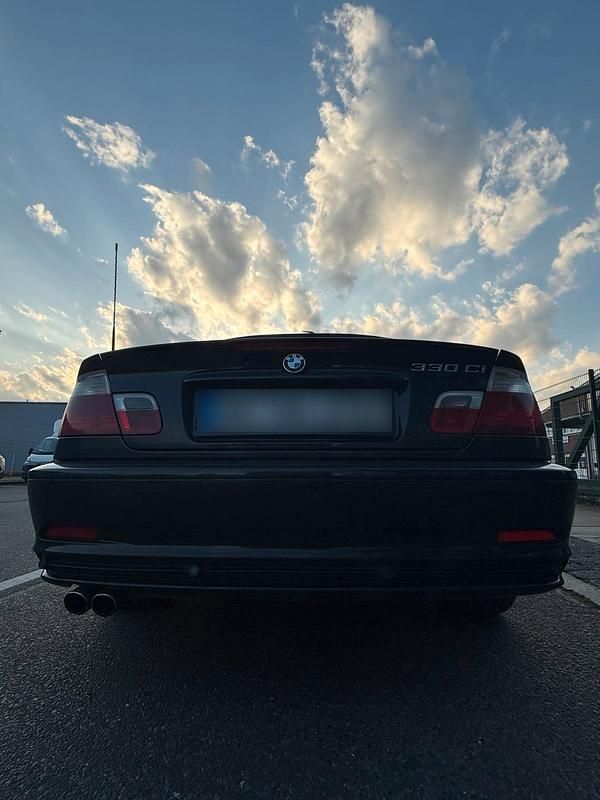 Gebraucht BMW 330 231 PS (169 kW) 2000 Schwarz Cabrio