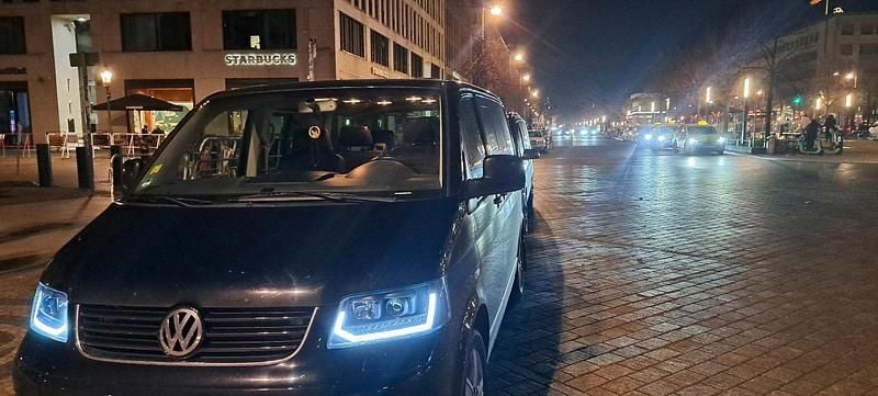 Second-hand VW T5 235 CP (172 kW) 2009 Negru Van