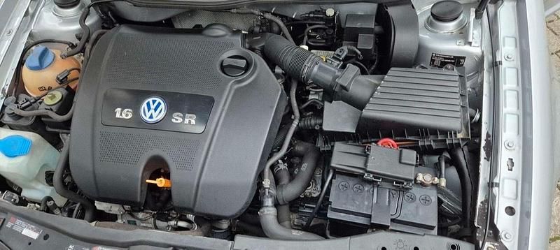 Usata VW Golf IV 2000 Argento Utilitaria