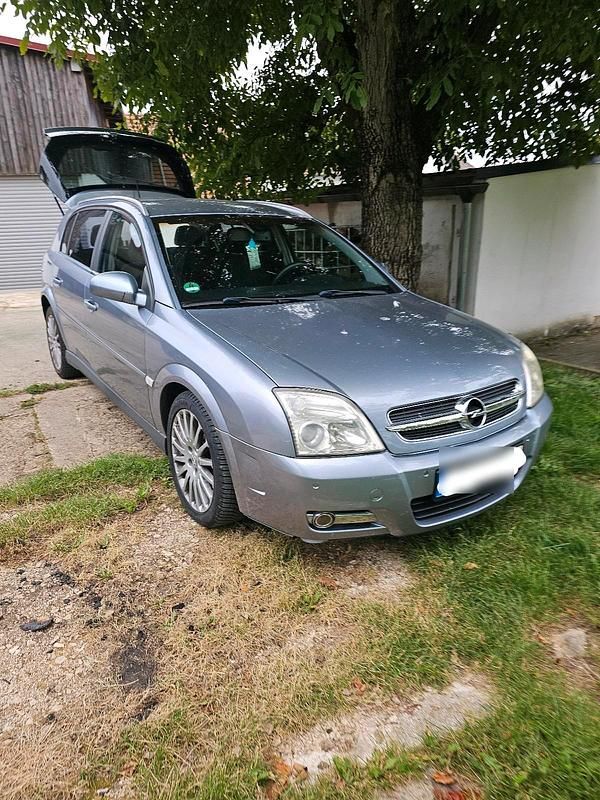 Gebraucht 2003 Opel Signum Kombi | 2.799 € (Teuer) - Bild 1/4