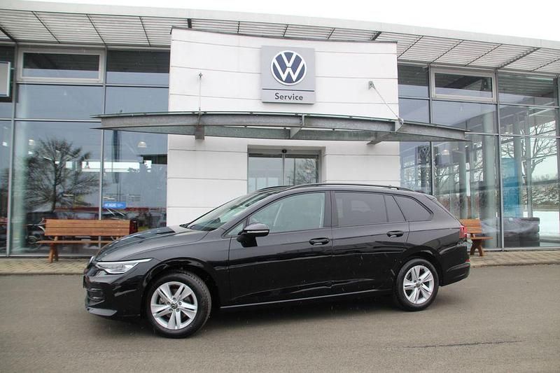 Gebraucht VW Golf VIII Life 116 PS (85 kW) 2024 Schwarz Kombi