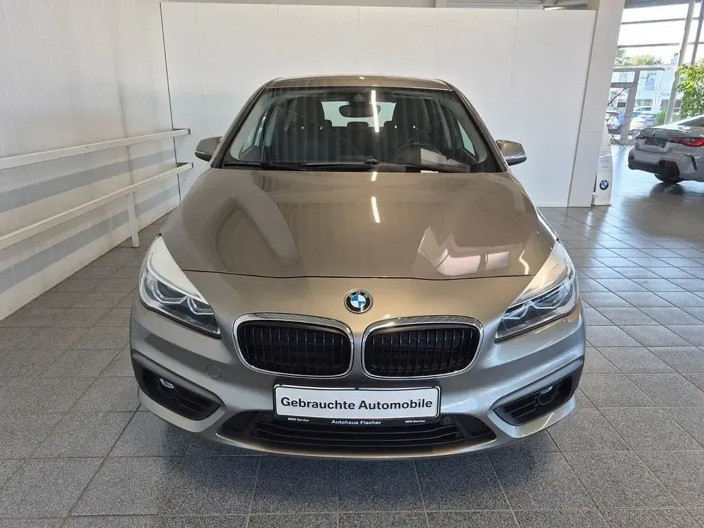 Gebraucht BMW 218 Active Tourer 136 PS (100 kW) 2014 Silber Van / Kleinbus