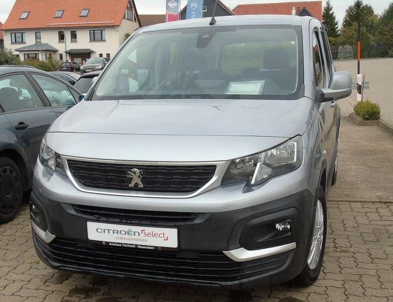 Gris artense Gebraucht 2020 Peugeot Rifter Active Van / Kleinbus | 15.900 € (Fairer Preis) - Bild 1/4
