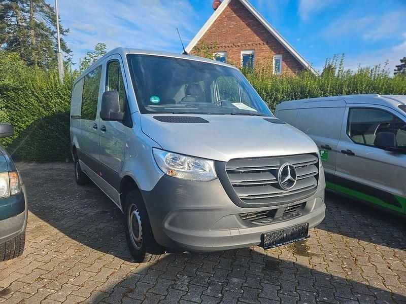 Silber Gebraucht 2019 Mercedes Sprinter Van | 18.900 € (Fairer Preis) - Bild 1/3