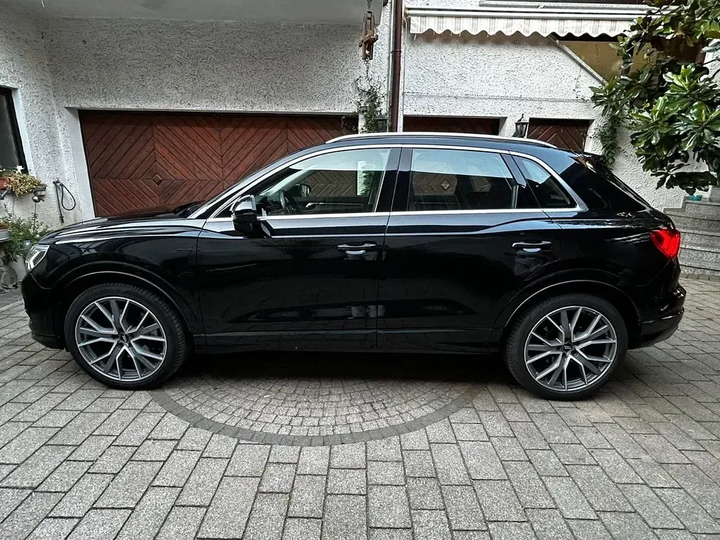 Gebraucht Audi Q3 Sport 190 PS (139 kW) 2019 Schwarz SUV