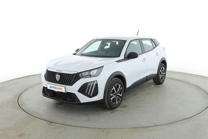 Gebraucht Peugeot 2008 Style 136 PS (100 kW) 2025 SUV
