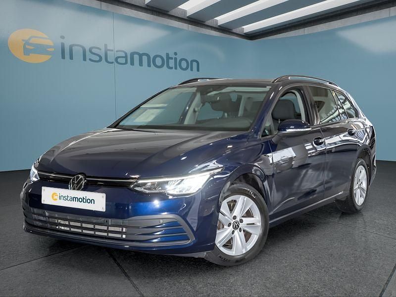 Blau Gebraucht 2023 VW Golf VIII Kombi | 19.449 € (Guter Preis) - Bild 1/4