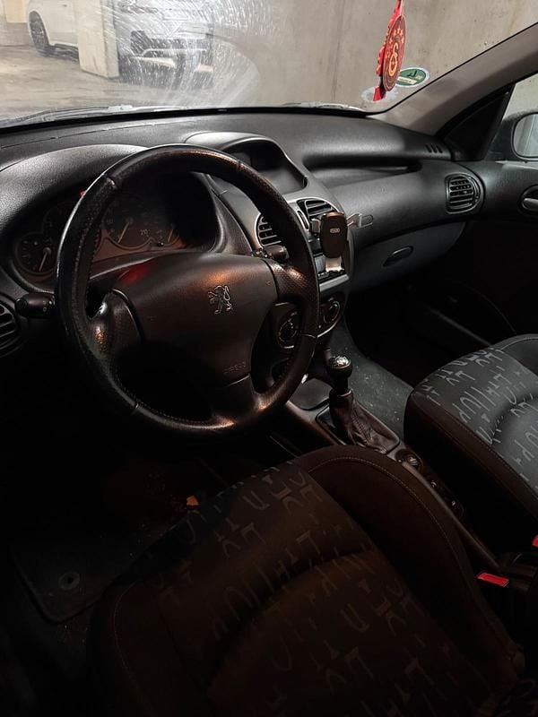 Gebraucht Peugeot 206 110 PS (80 kW) 2001 Blau Limousine