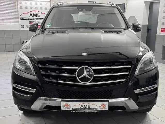 Gebraucht Mercedes ML350 258 PS (189 kW) 2014 Schwarz SUV