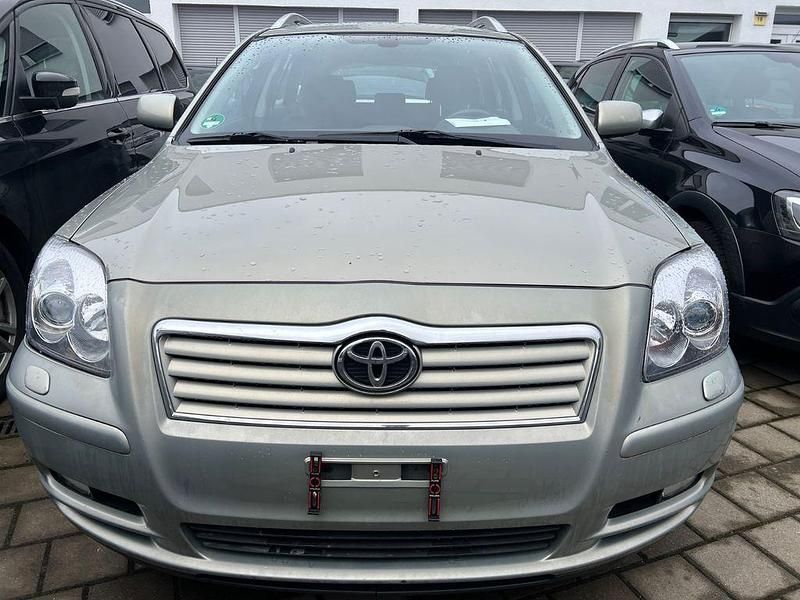 Gebraucht Toyota Avensis 129 PS (94 kW) 2005 Grau Kombi
