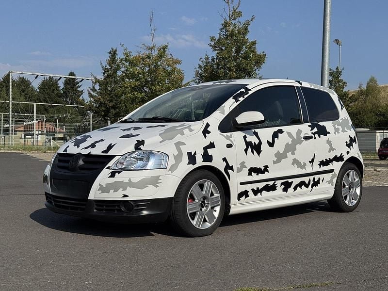 Gebraucht VW Caddy 70 PS (51 kW) 2008 Weiß Van / Kleinbus