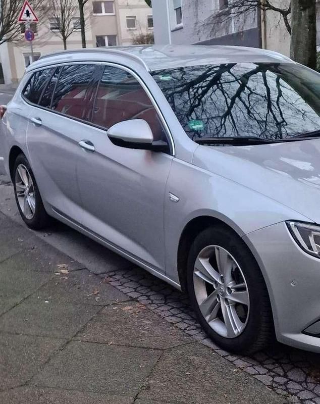 Gebraucht Opel Insignia Business Innovation 165 PS (121 kW) 2020 Argon silber/ice silver (m2) Kombi