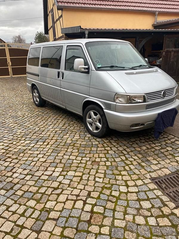 Gebraucht VW Multivan 151 PS (111 kW) 2000 Silber Van / Kleinbus